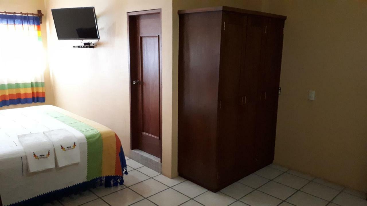 Hotel Alebrijes San Pedro Pochutla Luaran gambar