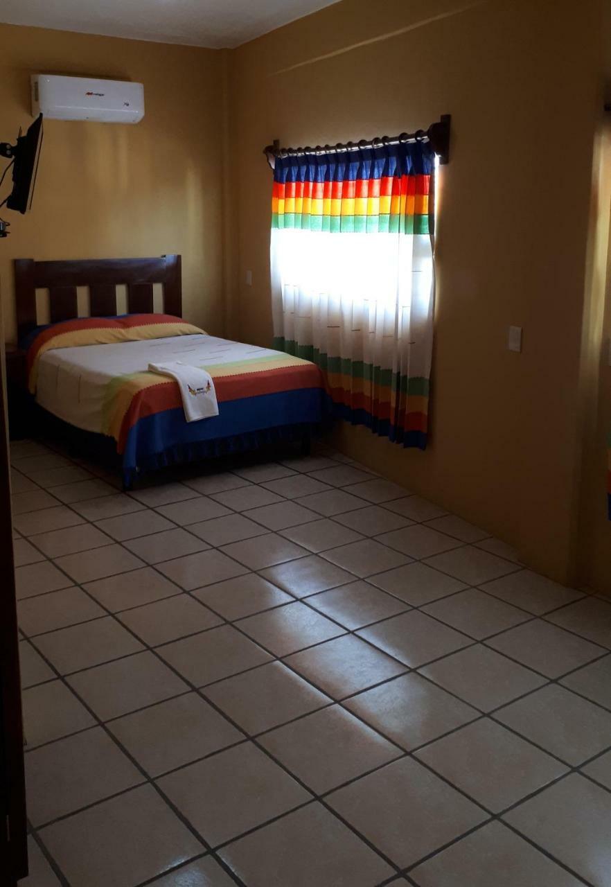 Hotel Alebrijes San Pedro Pochutla Luaran gambar